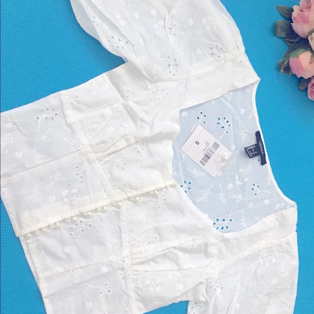 Forever 21 Size Small White Blouse